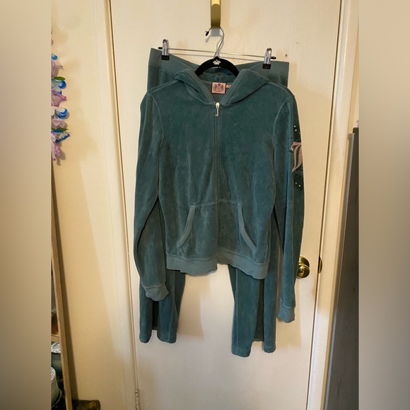 Juicy Couture teal tracksuit - Picture 1 of 13